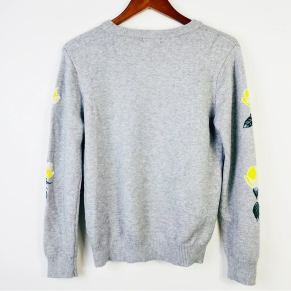 T.I.M.I.N.G. Gray Long Sleeve Knit Sweater With Yellow Floral Detail Size Large - Picture 5 of 7
